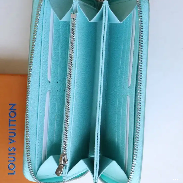 LV Bag 2209DJ0069 0801